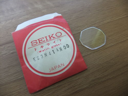 SEIKO ORIGINAL - WALLED SHAPED ACRYLIC - ES3N41AN00